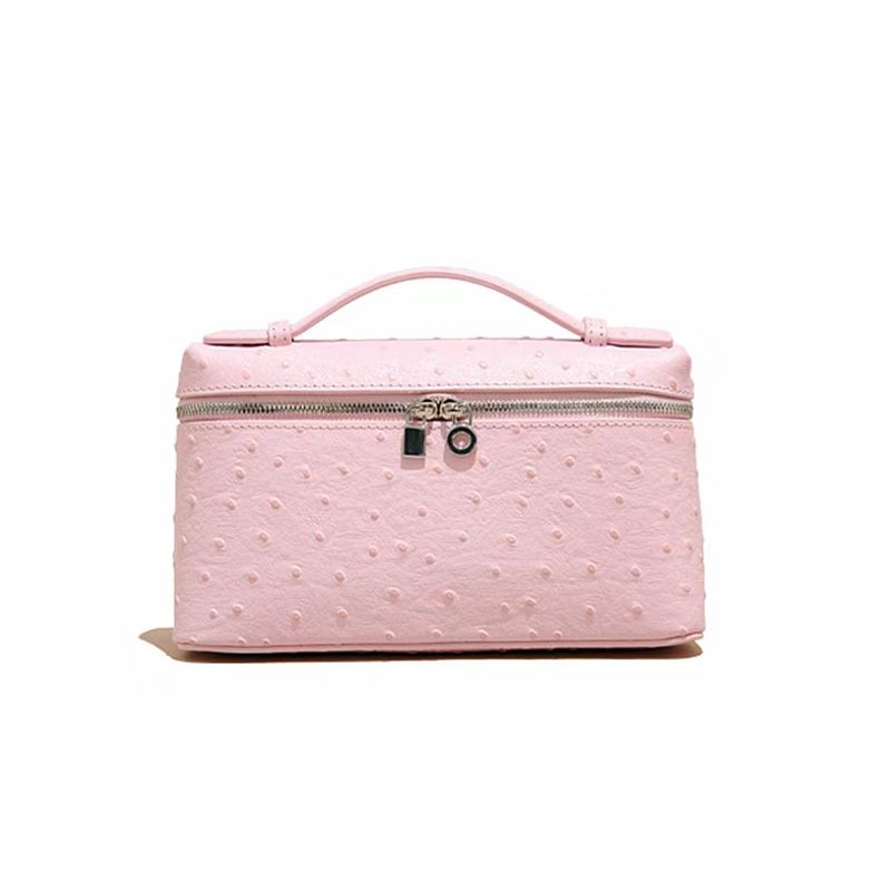 Pwder pink Ostrich
